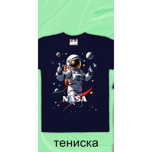 Тениска с космонавт в тъмносиньо