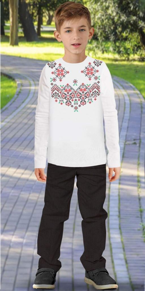 Комплект панталон и блуза с фолклорни мотиви в бяло 11