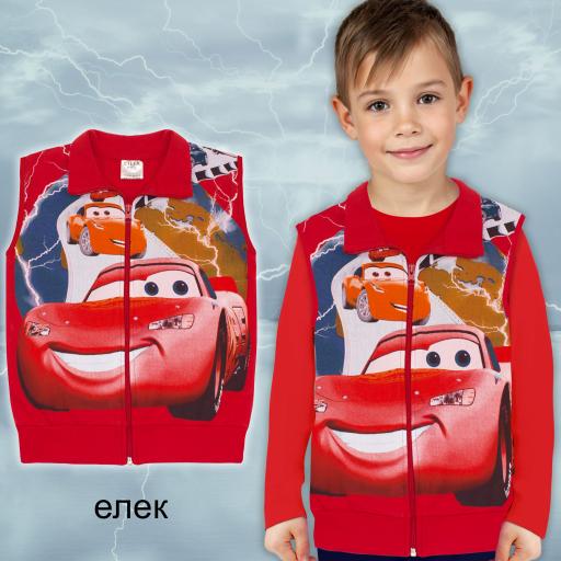 Елек Маккуин в червено