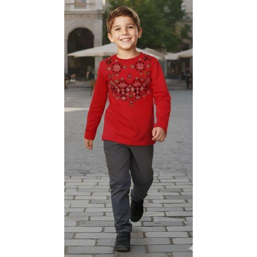 Комплект панталон и блуза с фолклорни мотиви в червено 13