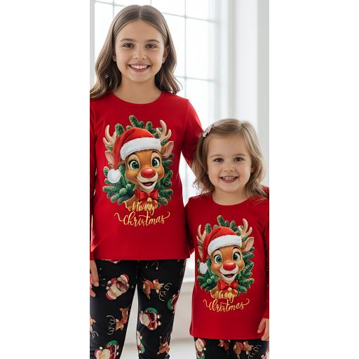 Блуза с коледно еленче в ярко червено – подходяща за празнични поводи.