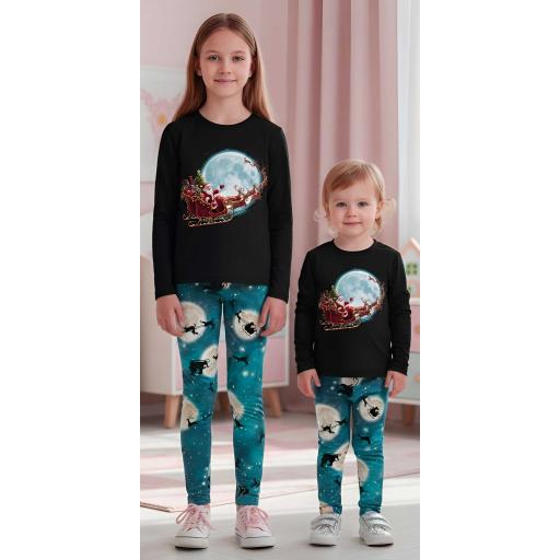 Детско облекло в черно и тюркоаз. Комплект с мотиви на Дядо Коледа, шейна и елени.