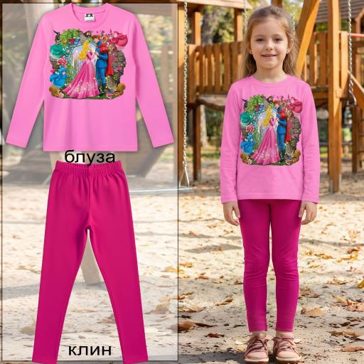 Детски комплект с розова блуза с приказни герои и цикламен клин – подходящ за момичета.