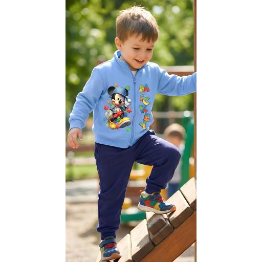 Детски комплект Мики Пъзел – цветен суичър и тъмно долнище за малки приключенци.