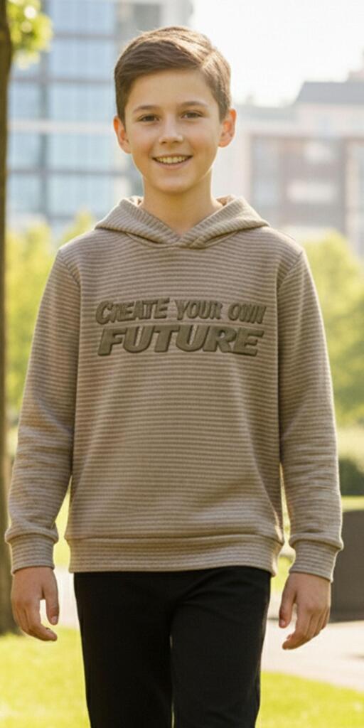 Блуза с качулка " Create your own future "