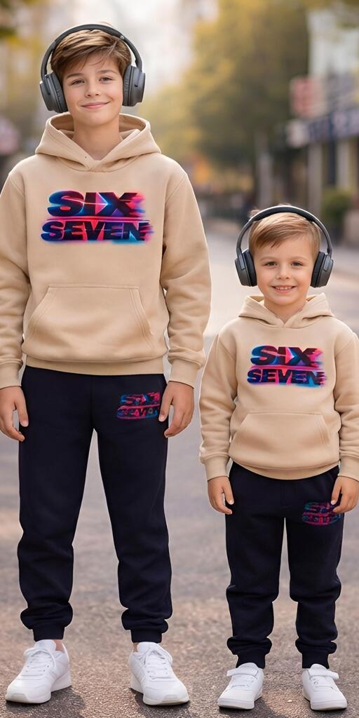 Комплект по-плътен 2 части (б.к/д) SIX SEVEN в сиво