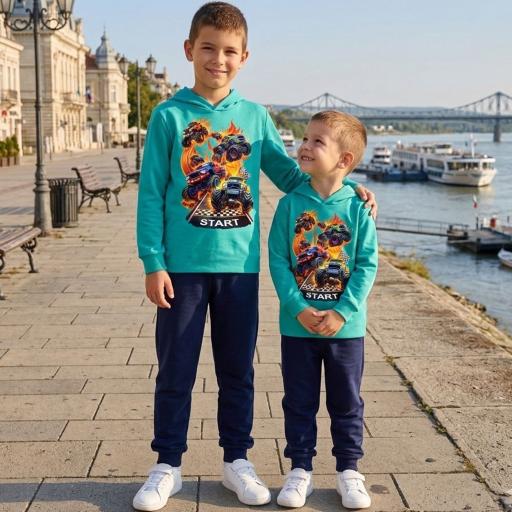 Детски комплект тюркоазена блуза с качулка с monster truck принт и тъмно спортно долнище