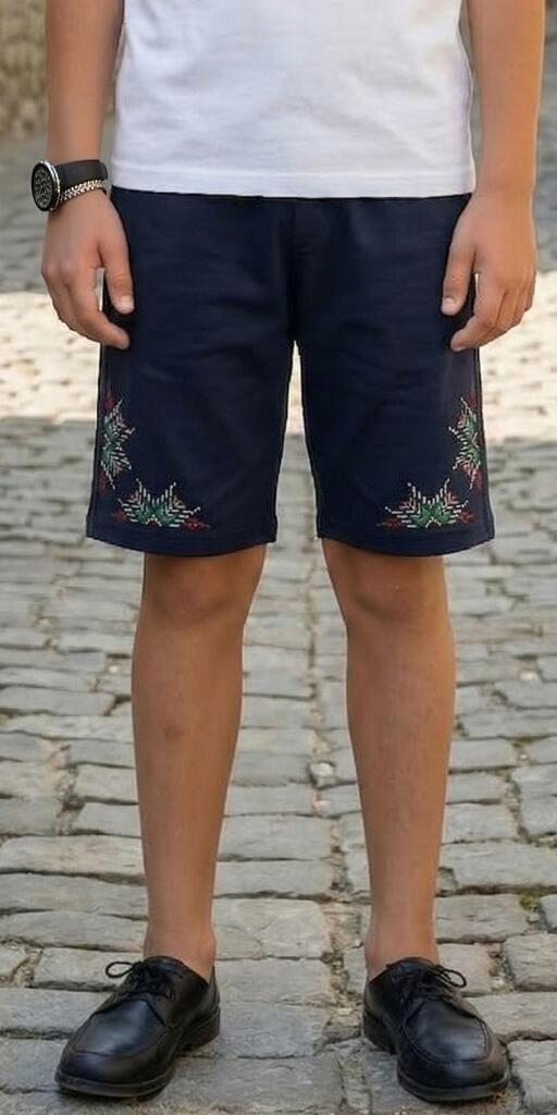 Бермуди 3/4 с български фолклорни мотиви