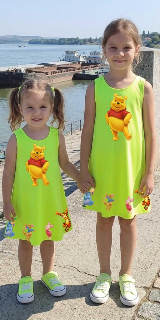Рокля трапец с Мечо Пух