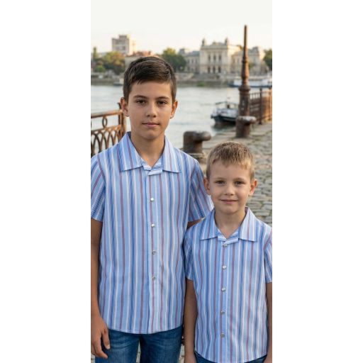 Риза спортно-елегантна райе в синьо и червено