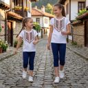 Комбинация 2 части (б/к) с фолклорни мотиви в бяло