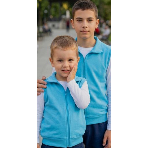 етски елек за разходки и игри в хладните дни