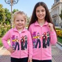 Яркият цвят розово е създаден да привлича погледи и да зарежда с настроение!